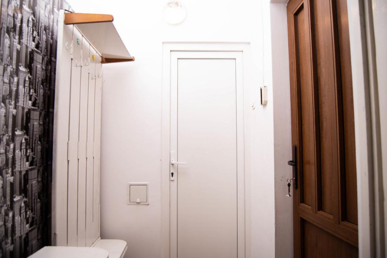 Butterfly Apartment-Hidden Gem In The Heart Of Targu Mures Exterior foto
